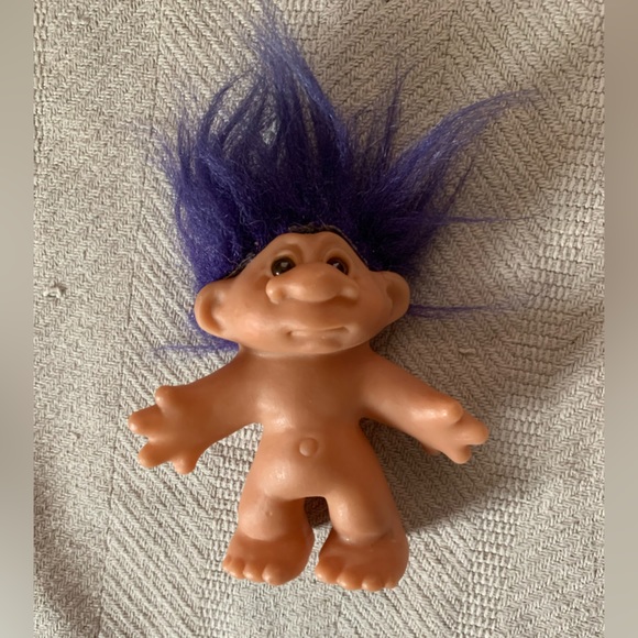 1986 DAM Norfin Troll Doll 4.5" Purple Hair - Picture 2 of 11